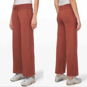 Lululemon In The Comfort Zone Pant Size 10